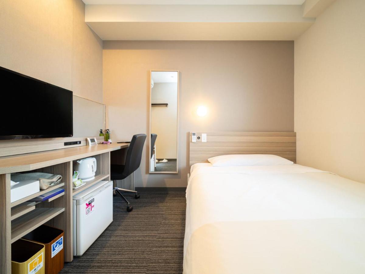Super Hotel Shinyokohama Йокогама Екстер'єр фото