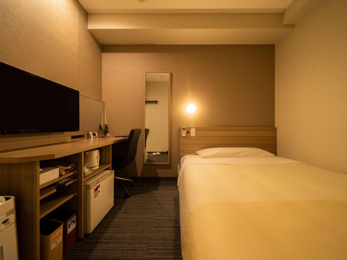 Super Hotel Shinyokohama Йокогама Екстер'єр фото